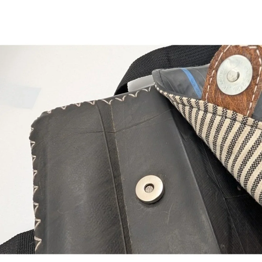 GANESHHIMAL Hand Woven Crossbody Bag Black Recycled Unique One of a Kind‎